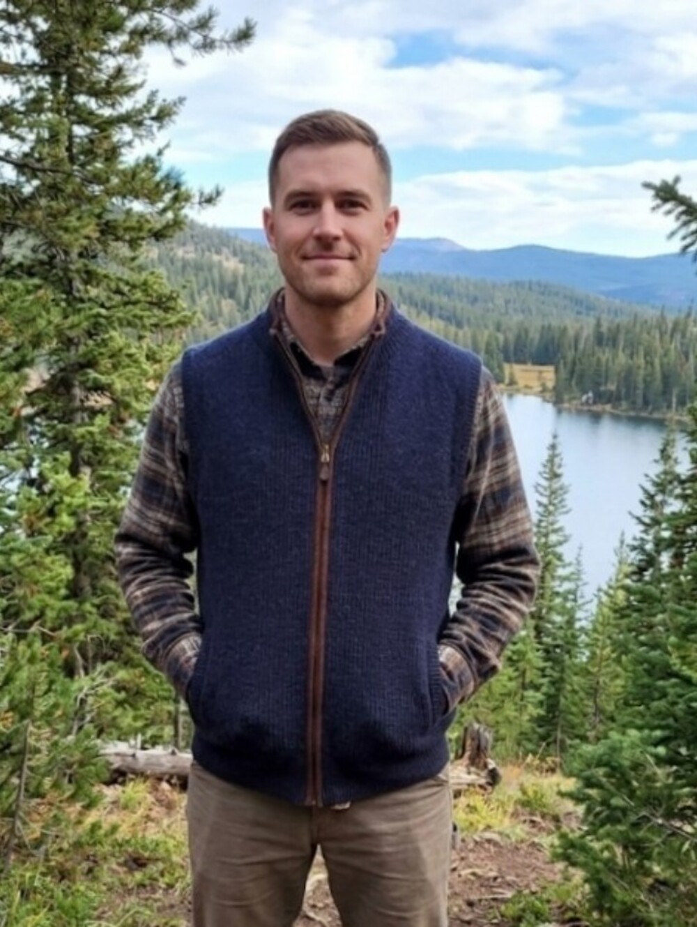 L.L. BEAN Merino Lambswool Zip-up Vest Men's size Large